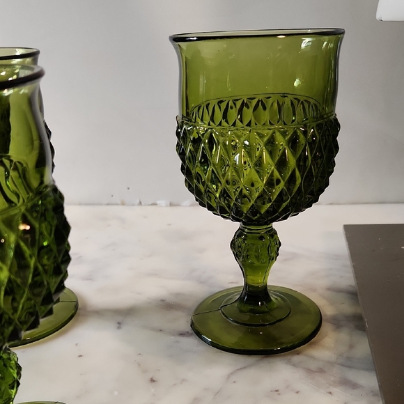 Vintage | Indiana Green | Diamond Point | Glass Goblets 3 - Picture 4 of 4